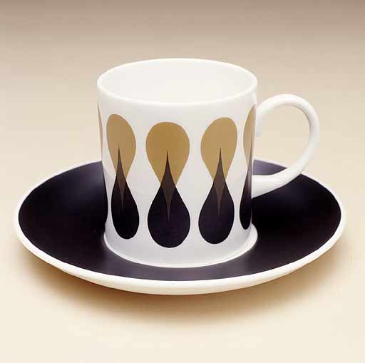 Diablo cup, saucer and plate